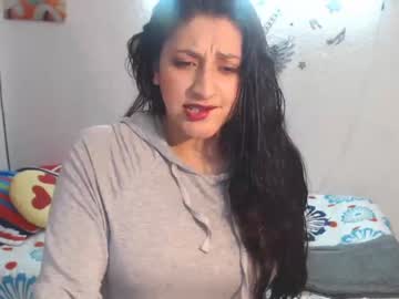 Haruka Aizawa dâm đãng nứng lồn chảy nước