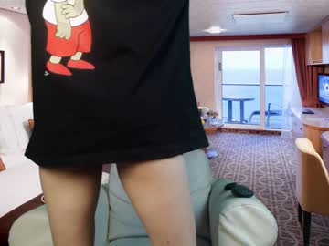 Hikari Aozora chơi nhau với anh người yêu cũ