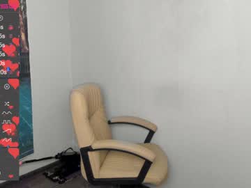 Risa Onodera gạ địt cậu nhân viên cấp dưới